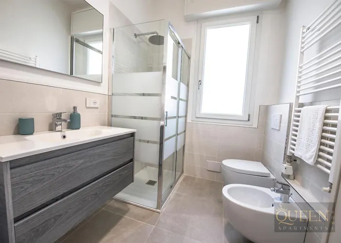 Queen Silvia Апартаменты *