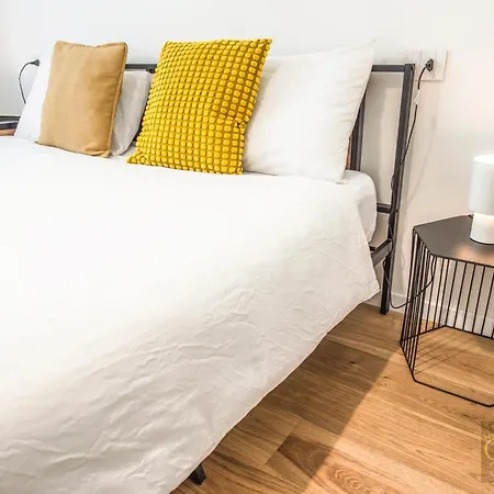 Queen Silvia בולוניה