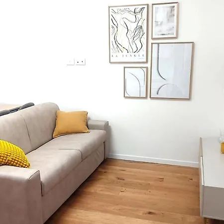 Queen Silvia Apartman