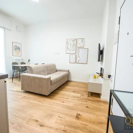 Queen Silvia Apartment